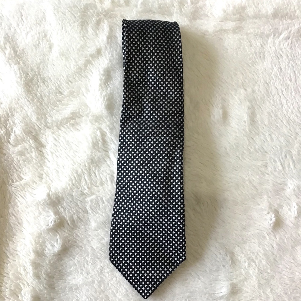 Saks Fifth Avenue Men Silk Made In Italy Geometric Neck Tie Career Modern Black